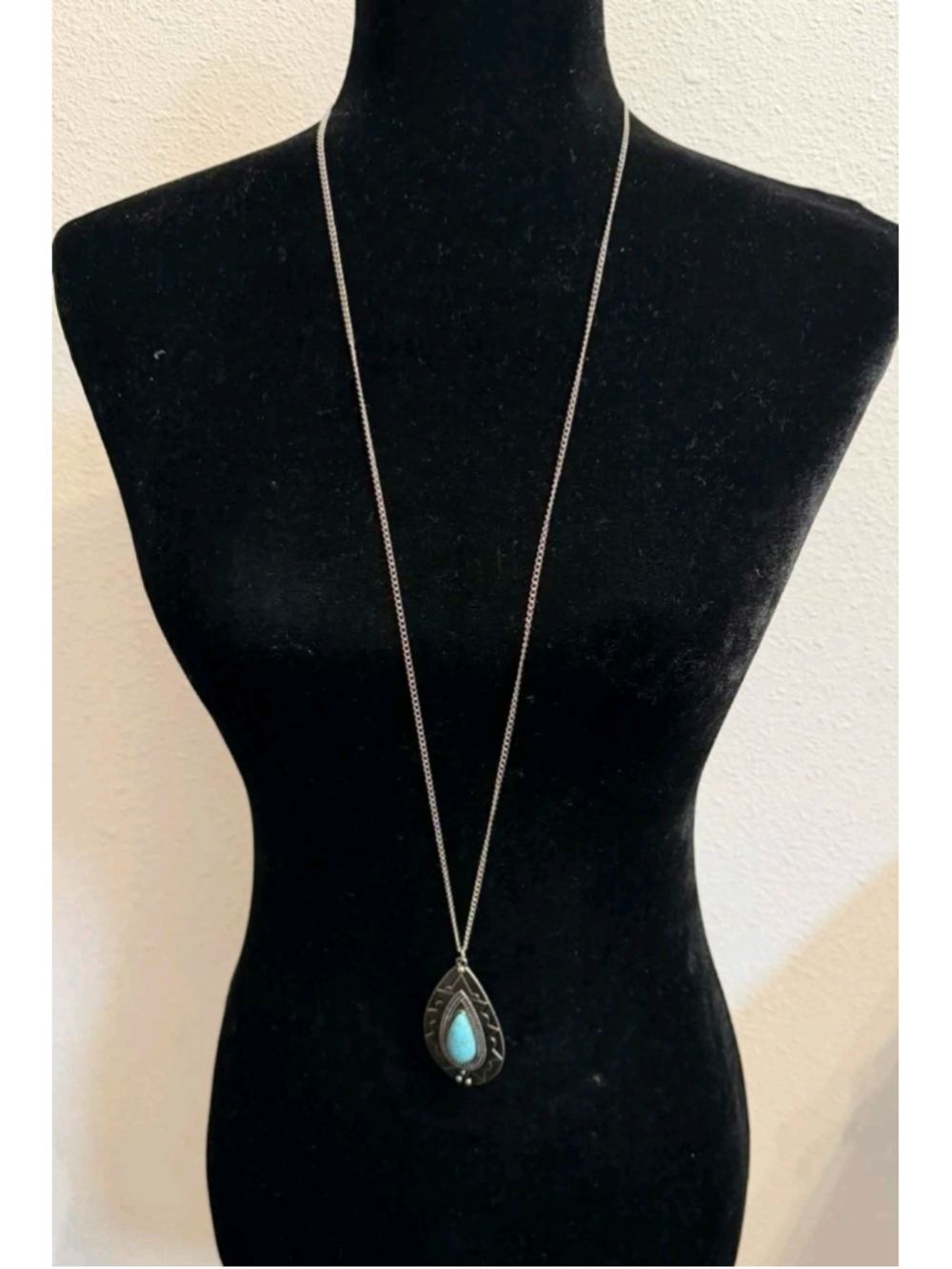 Chico’s Turquoise Pendant Necklace Silver Tone Long Boho Southwest Style